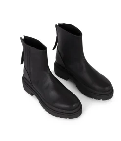 QUINN Women's Vegan Ankle Boots