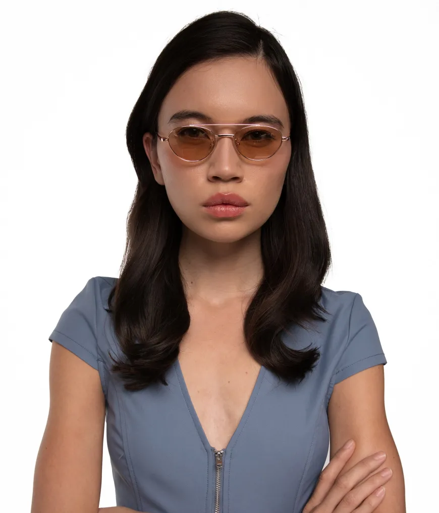 SUZI Oval Sunglasses