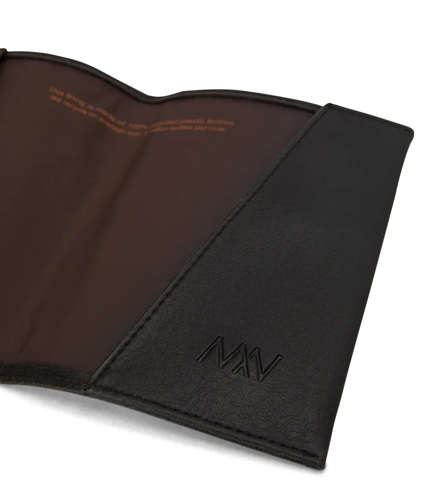 VOYAGE Vegan Passport Holder - Arbor