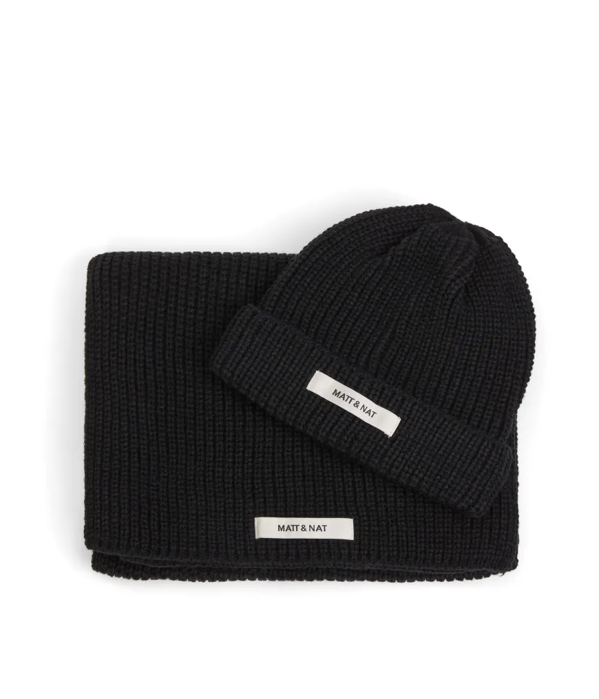 WYNN Hat & Scarf Set