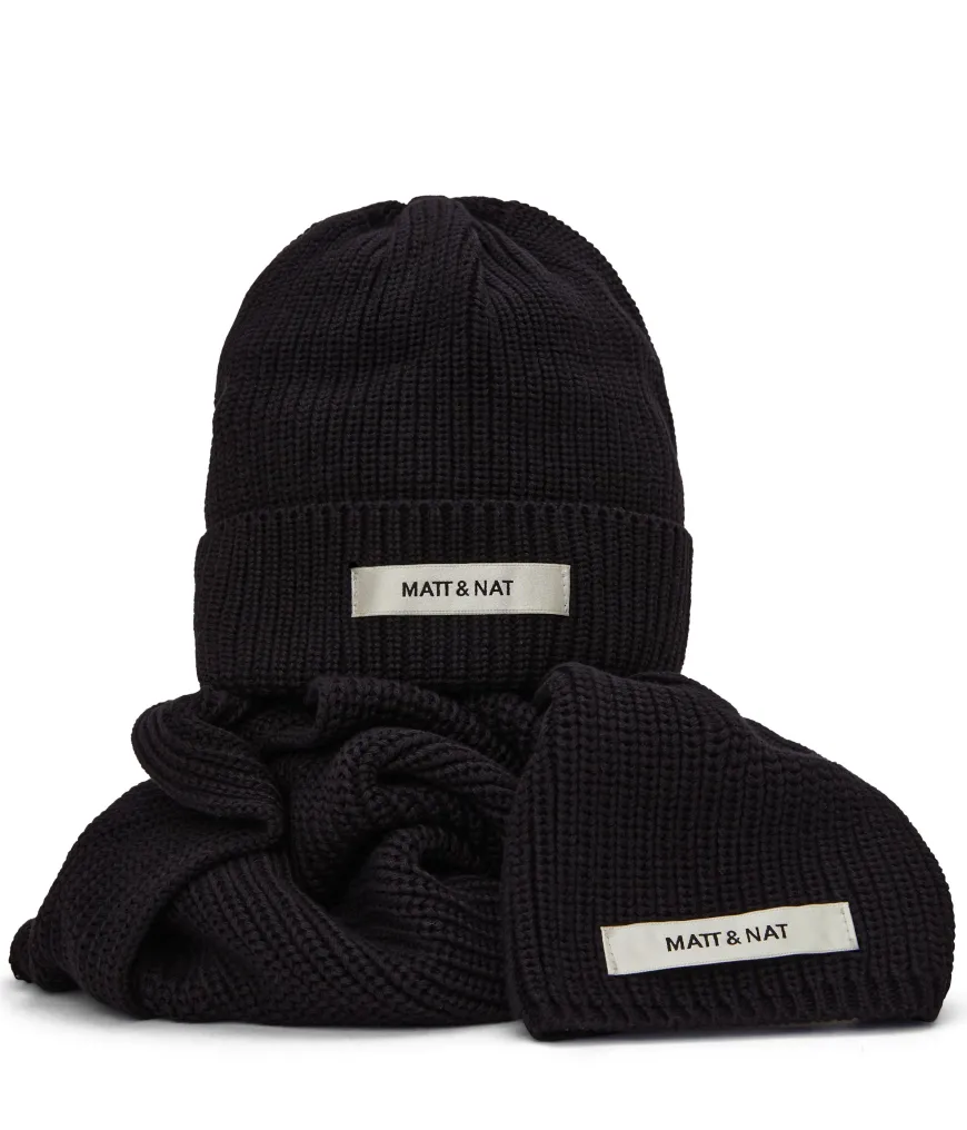 WYNN Hat & Scarf Set
