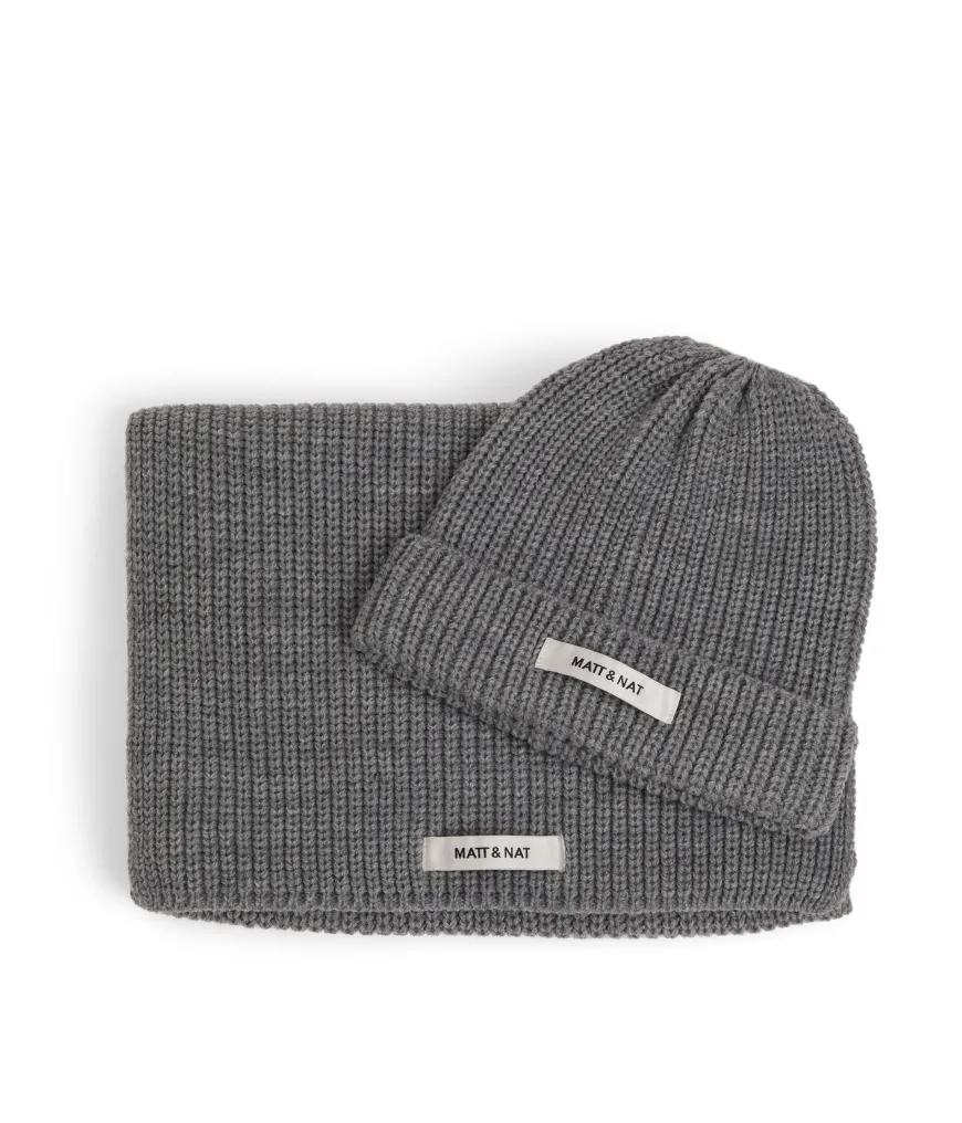 WYNN Hat & Scarf Set