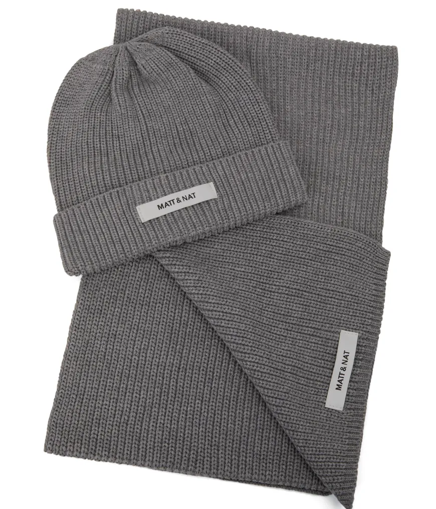 WYNN Hat & Scarf Set